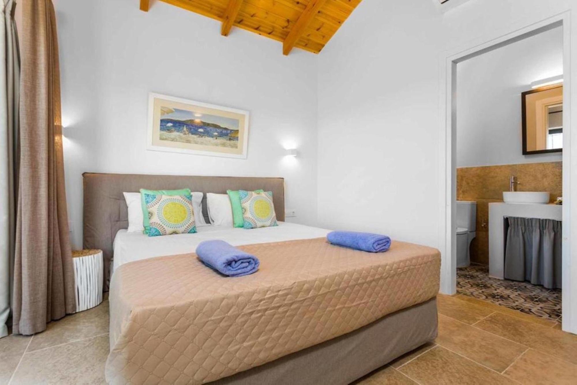 Astarte Villas - Petra Elia Private Villa With Pool Plános 외부 사진